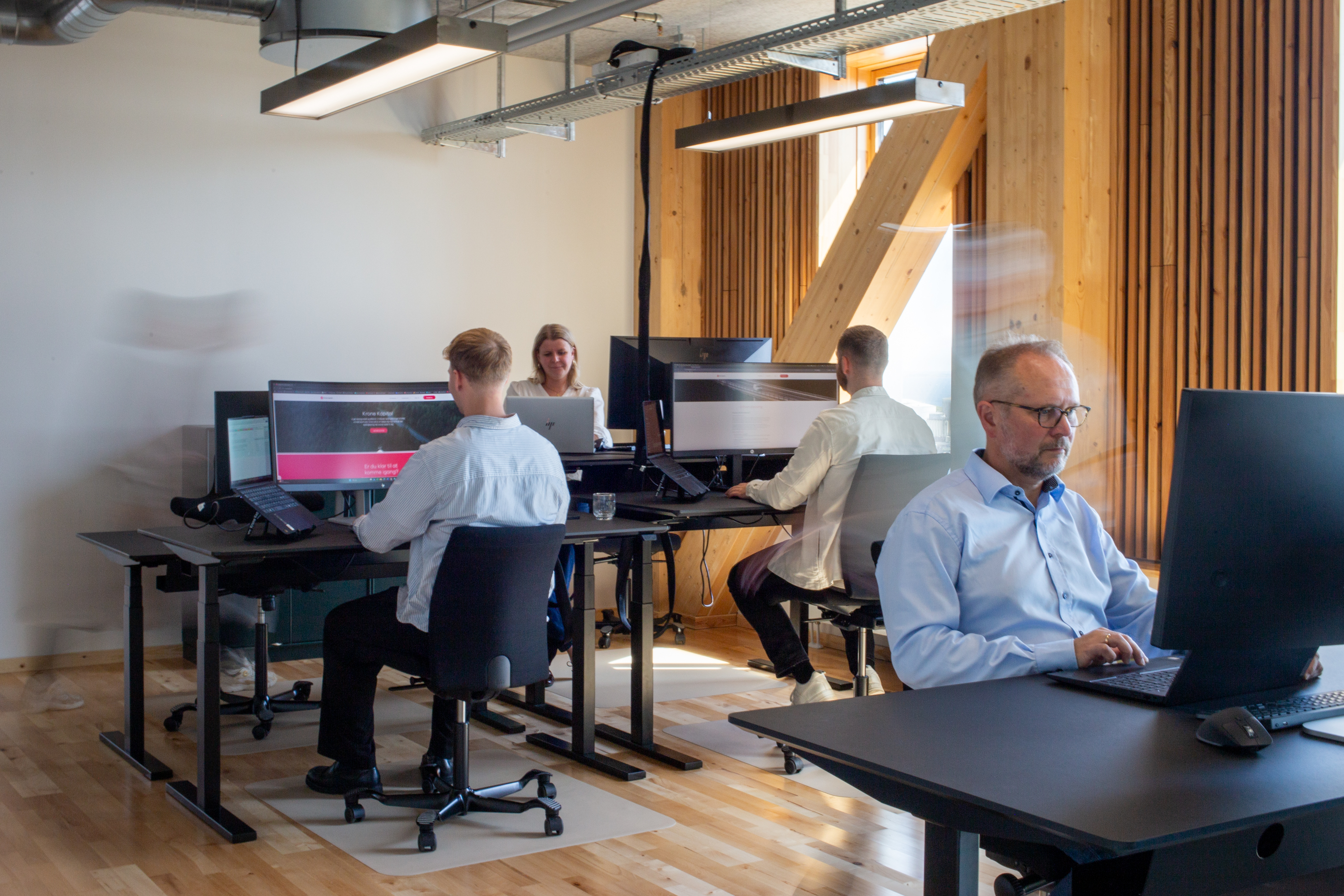 En normal arbejdsdag på kontoret i TRÆ.